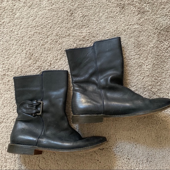Like new Frye booties, excellent condition - Picture 3 of 6